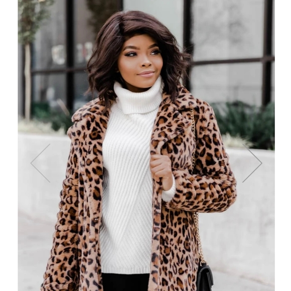 NWT Spotted the Perfect Look Animal Print Coat - Picture 2 of 5